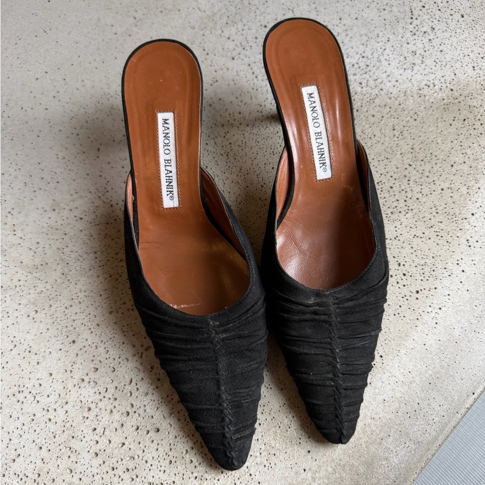 Manolo Blahnik black suede kitten heels